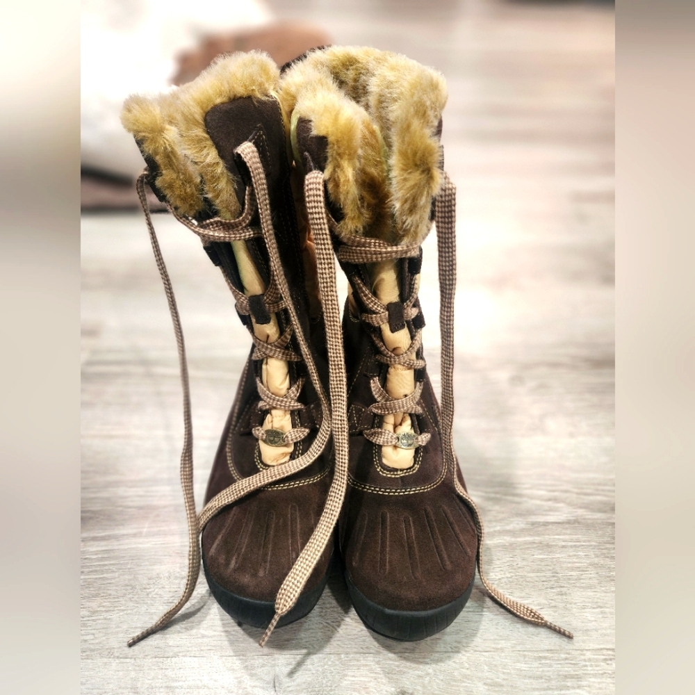 Timberland | Mount Holly Brown Suede Duck Boot 3562R